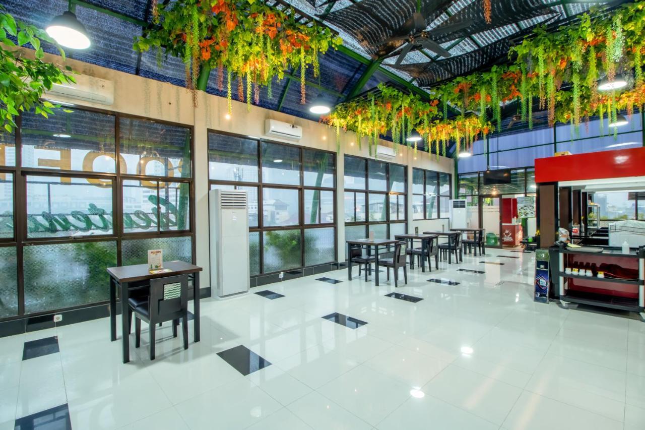 เดอ 80 เกนเตง ไอโจ Hotel จาการ์ตา ภายนอก รูปภาพ